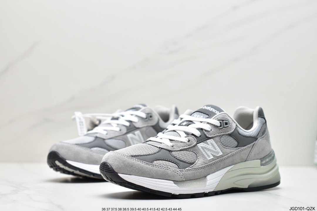 W992GR New Balance/New Balance W992J2