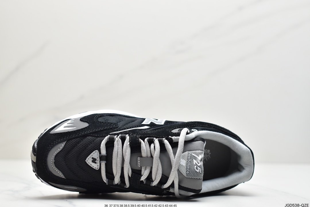 New Balance 725 Series Unisex ML725A