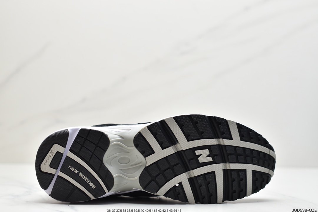 New Balance 725 Series Unisex ML725A