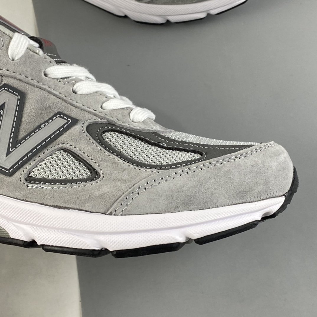 New Balance NB990 series of high-end American retro casual running shoes M990VS4