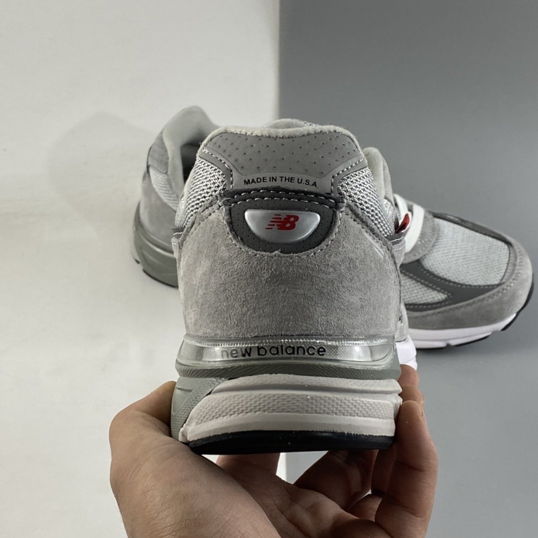 New Balance NB990 series of high-end American retro casual running shoes M990VS4