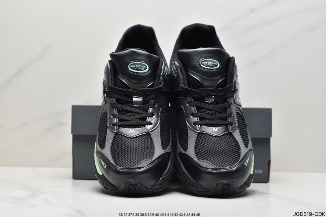 Bape x New Balance joint 2002 series M2002RDABBATHINGAPE8