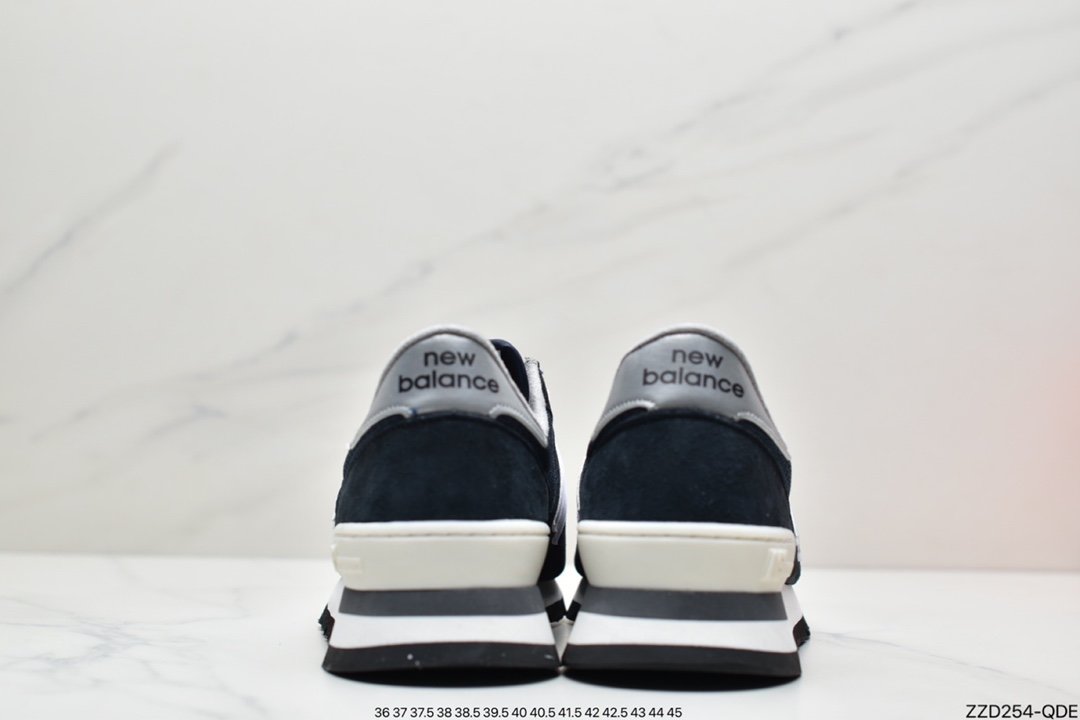 New Balance Made in USA 990V2 High-end American-made classic retro casual sports jogging shoes ”Yuanzu Grey Red Label”