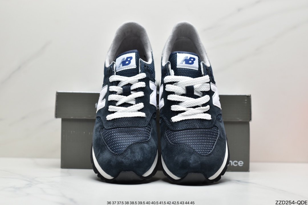 New Balance Made in USA 990V2 High-end American-made classic retro casual sports jogging shoes ”Yuanzu Grey Red Label”