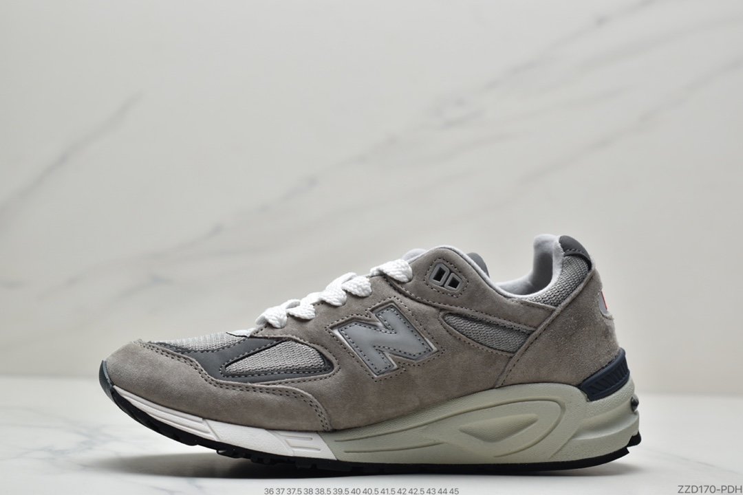 New Balance Made in USA 990V2 Jogging Shoes M990VS2