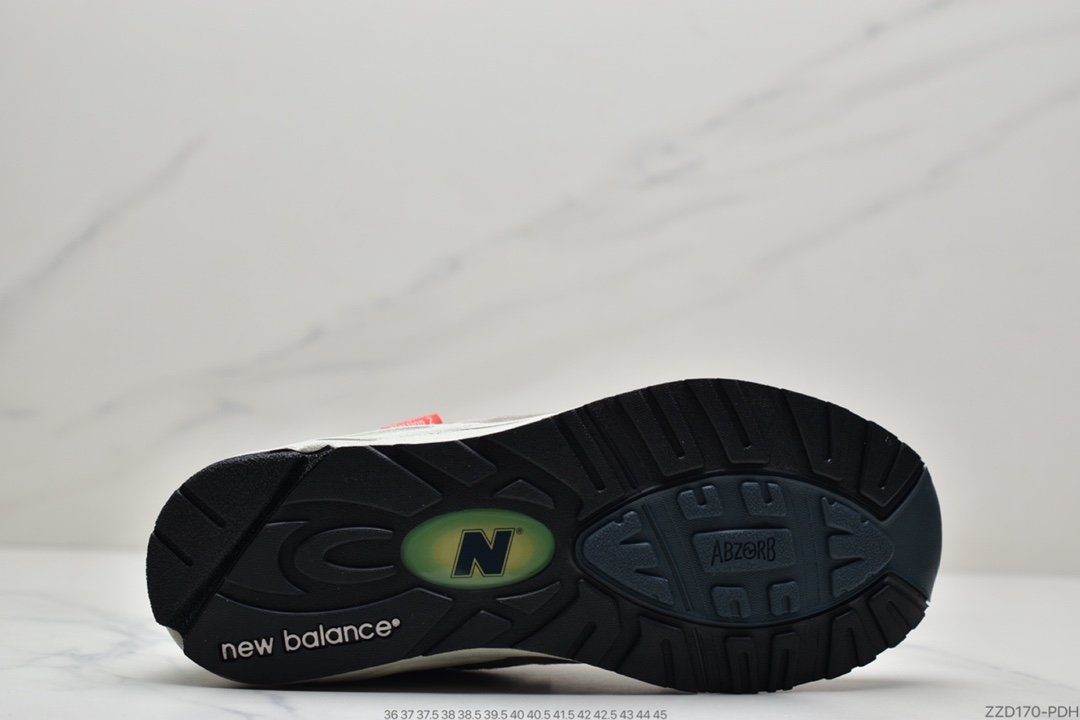 New Balance Made in USA 990V2 Jogging Shoes M990VS2