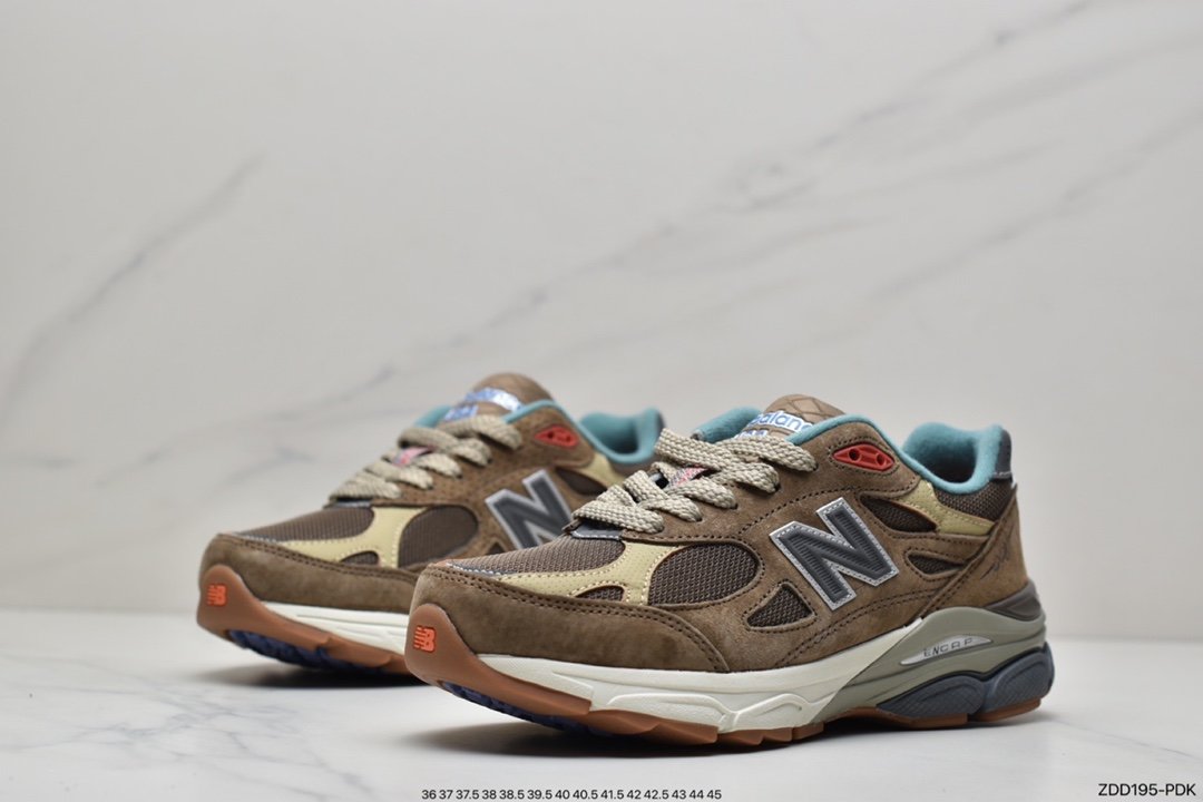 New Balance M990V4 W990BK4