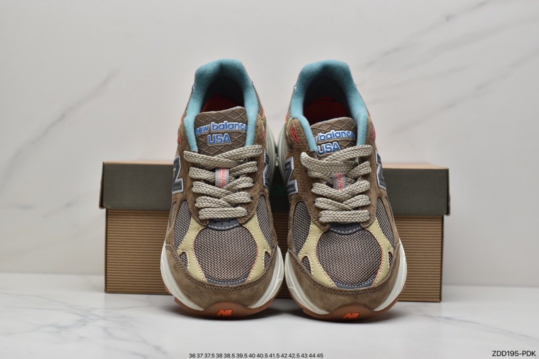 New Balance M990V4 W990BK4