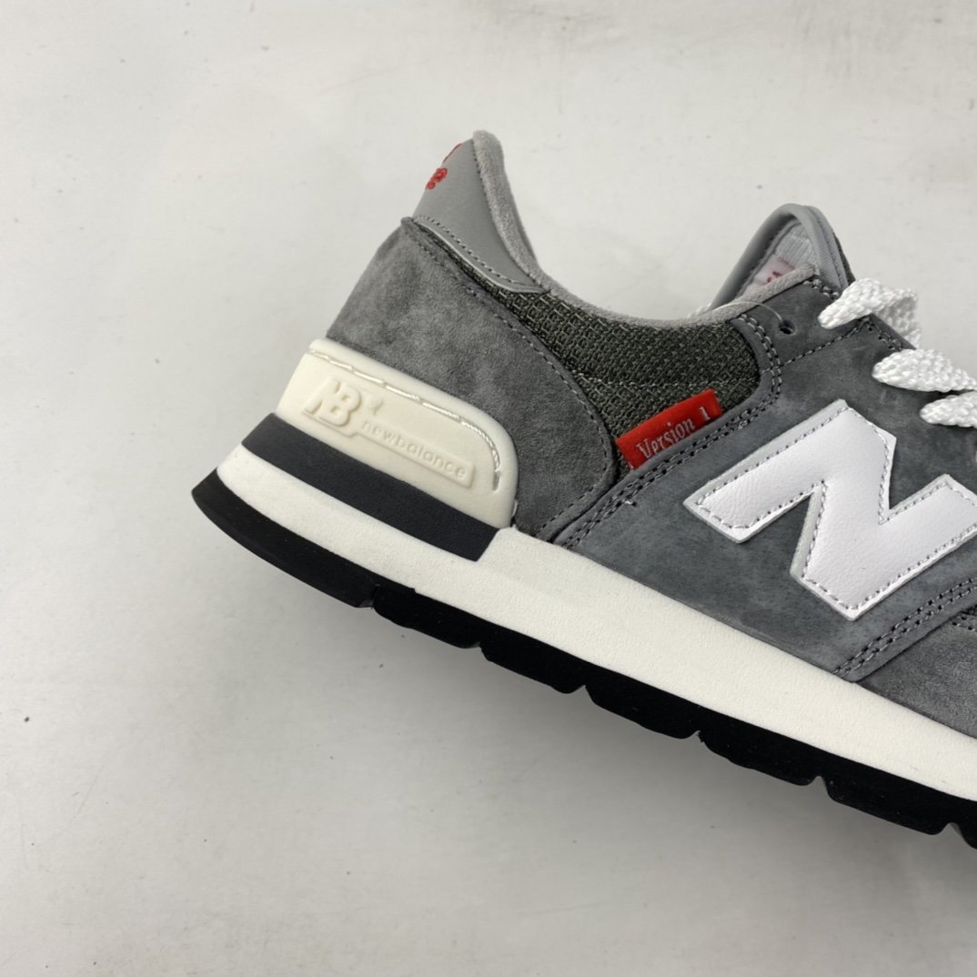 New Balance NB990 series high-end American retro casual running shoes M990VS1