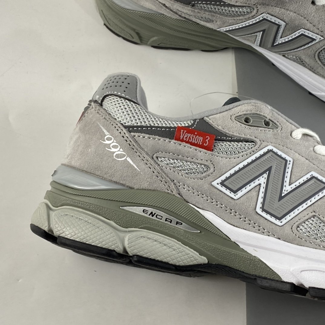 New Balance Retro Casual Running Shoes M990VS3