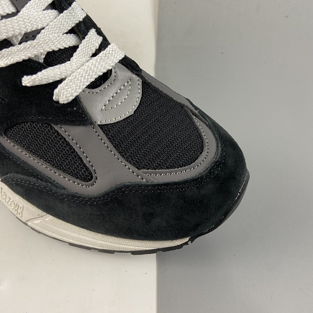 New Balance Retro Casual Running Shoes M990BK2