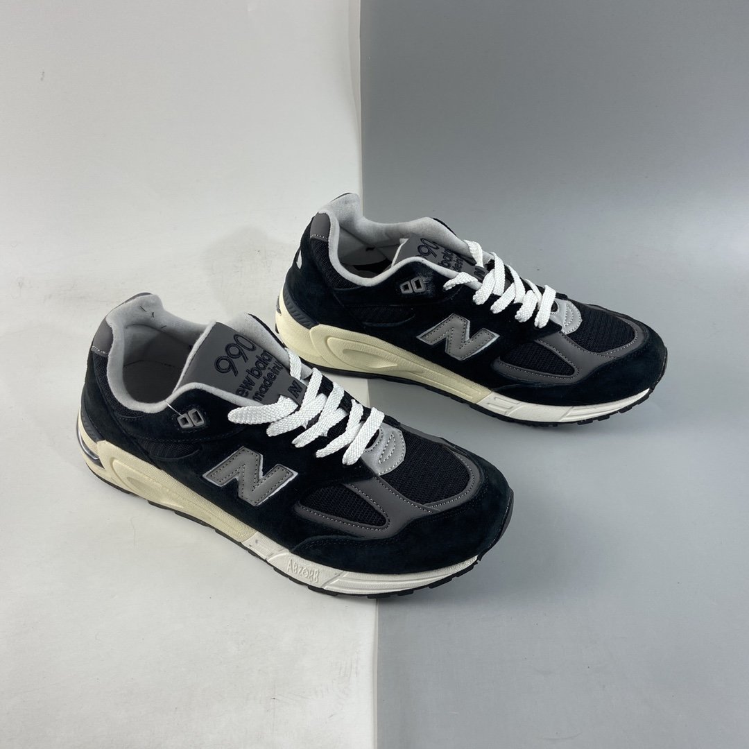 New Balance Retro Casual Running Shoes M990BK2